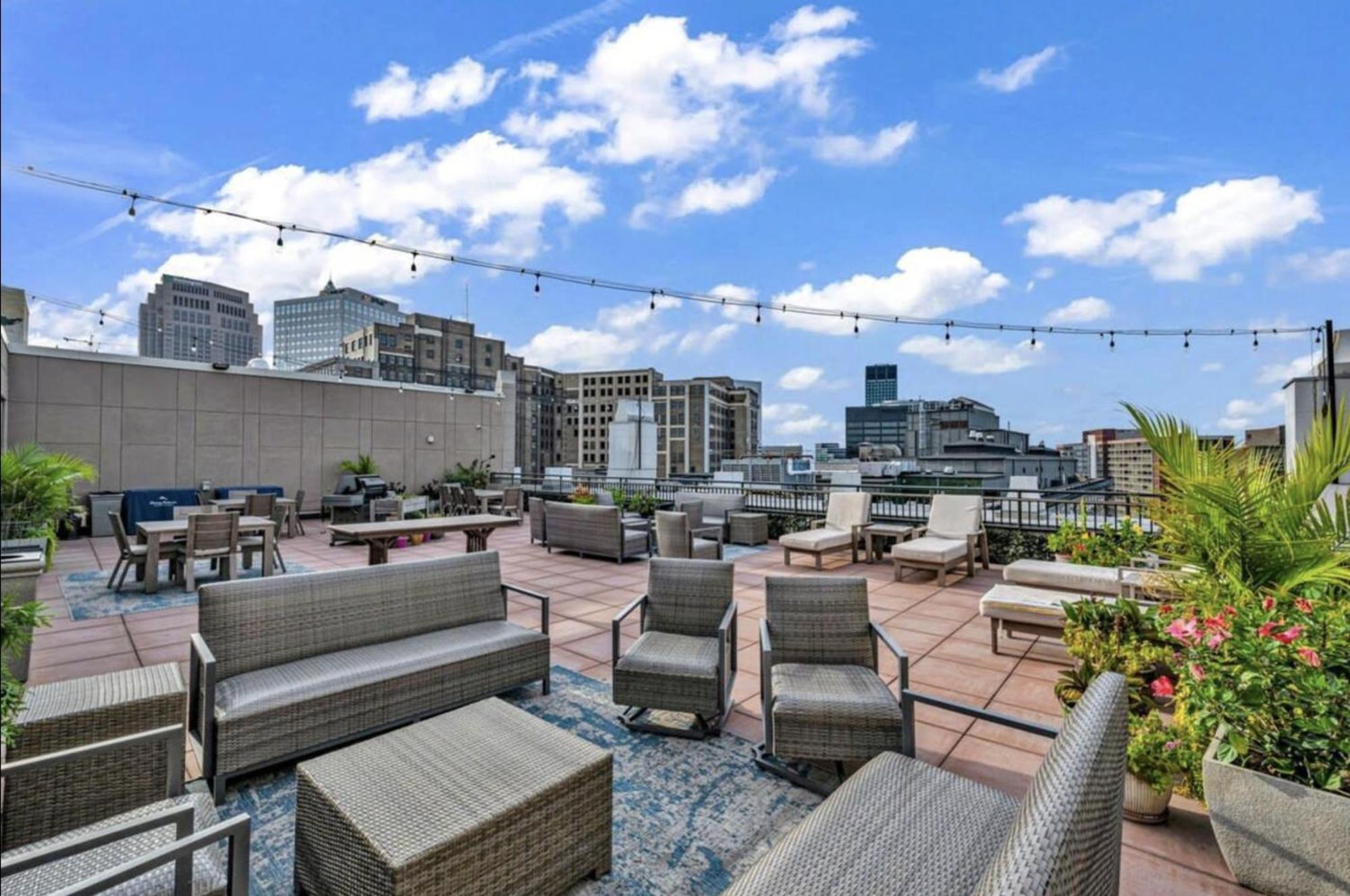 Heart Of Dt With Free Pool & Steam Plus Gym Luxe 812 Cleveland Extérieur photo