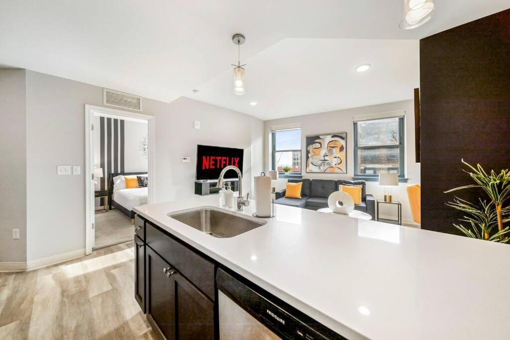 Heart Of Dt With Free Pool & Steam Plus Gym Luxe 812 Cleveland Extérieur photo